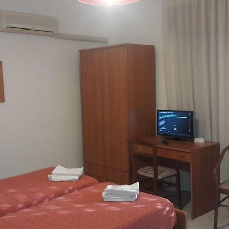 Hotel Svizzero Sangineto Bagian luar foto