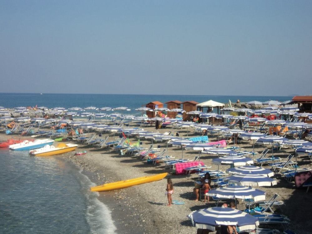 Hotel Svizzero Sangineto Bagian luar foto